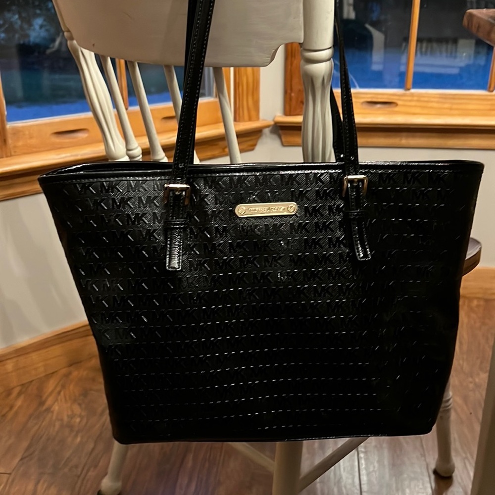 Michael Kors tote